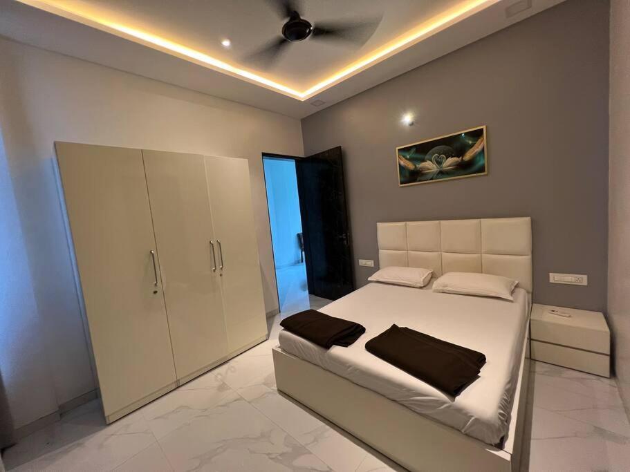 Stayhaven Starmount 4Bhk & Pool Mumbai Exterior photo