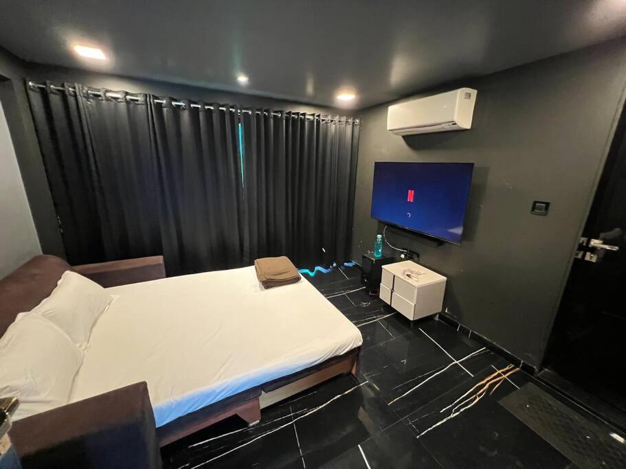 Stayhaven Starmount 4Bhk & Pool Mumbai Exterior photo